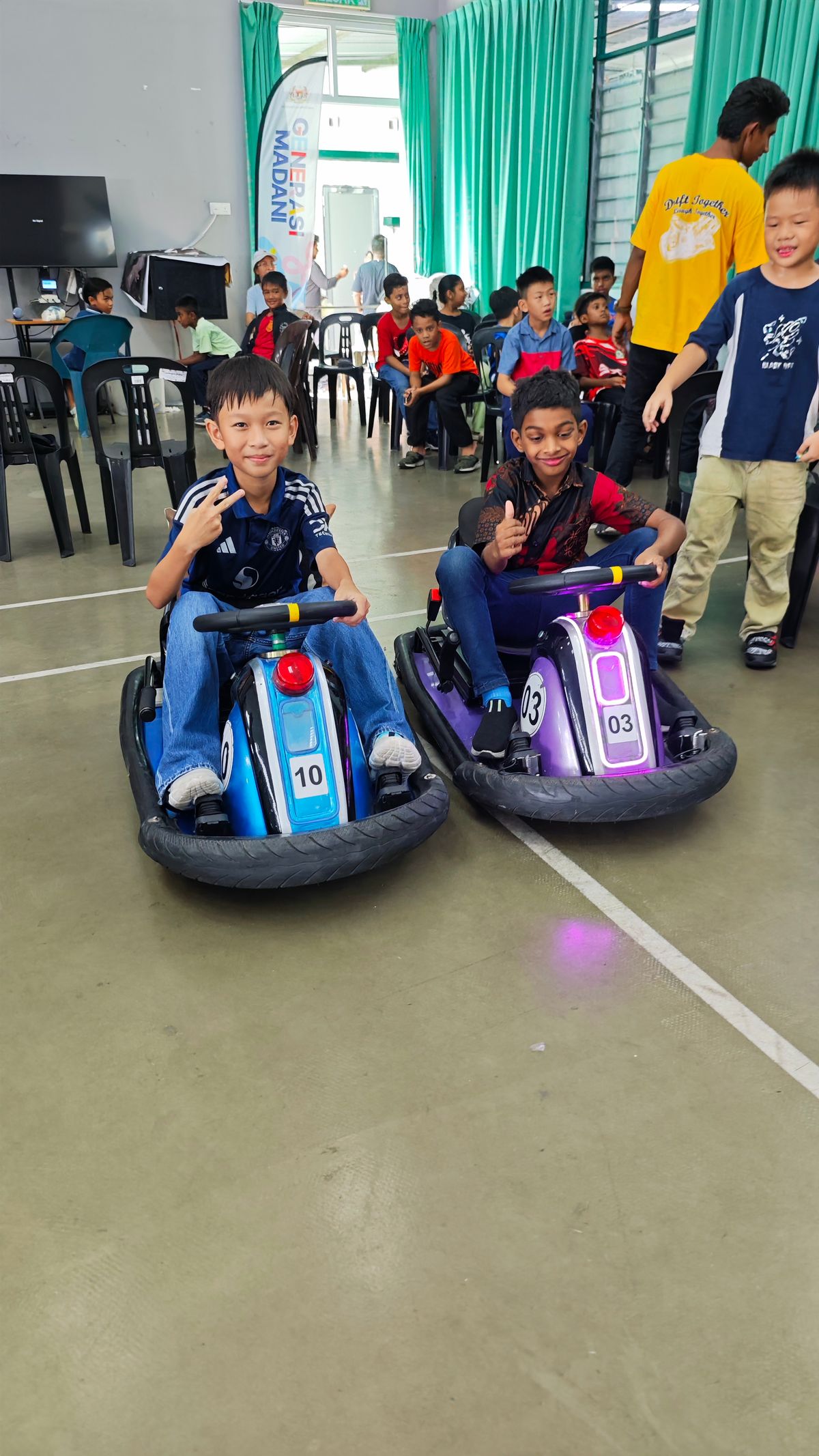 D Lap x St Xavier's Branch School Hari Kantin